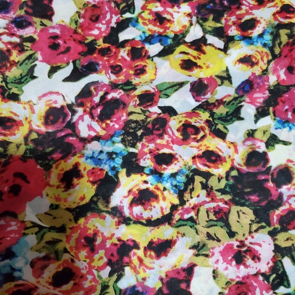 Dynamite Tank - Picture 2 of 7